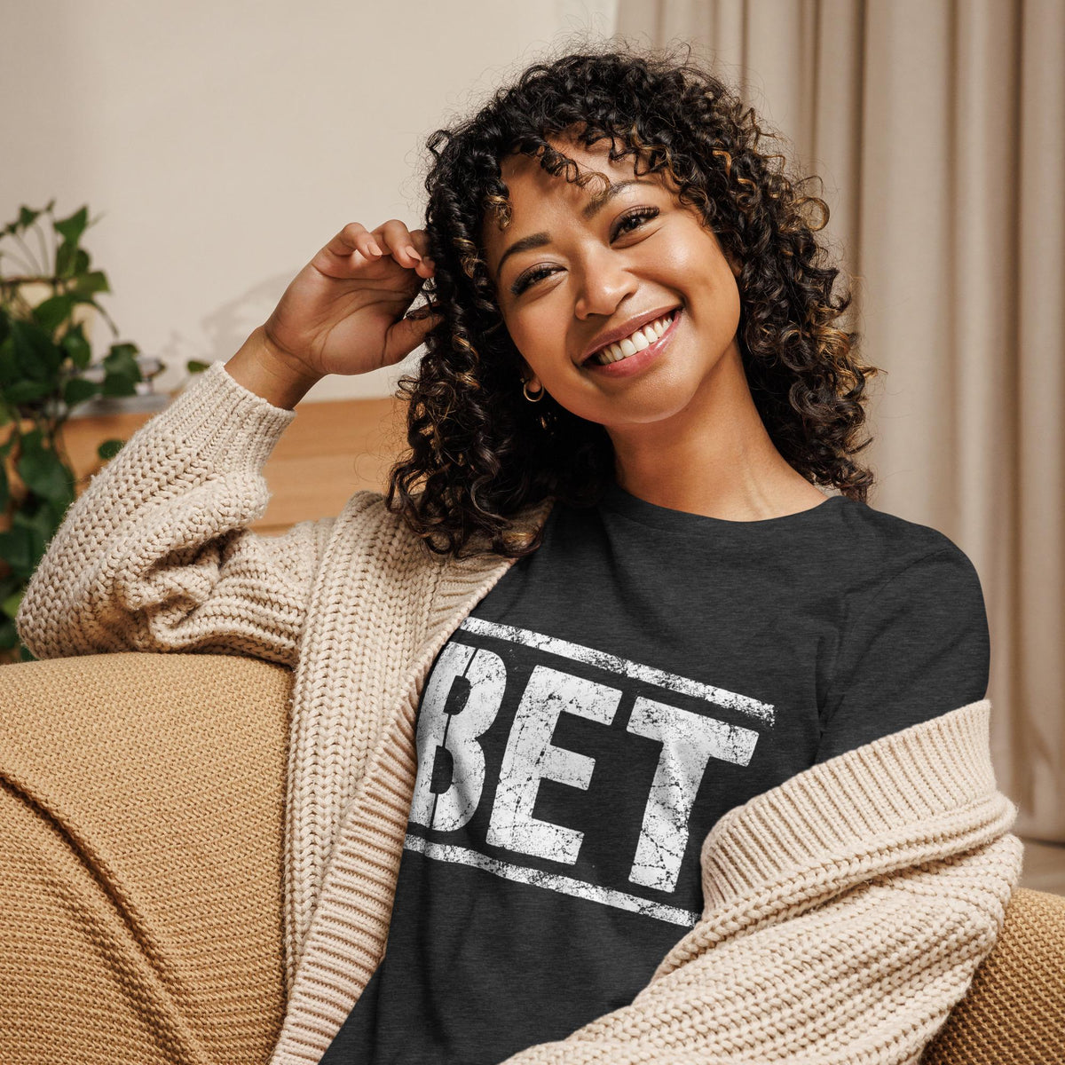 Women's Relaxed BET T-Shirt